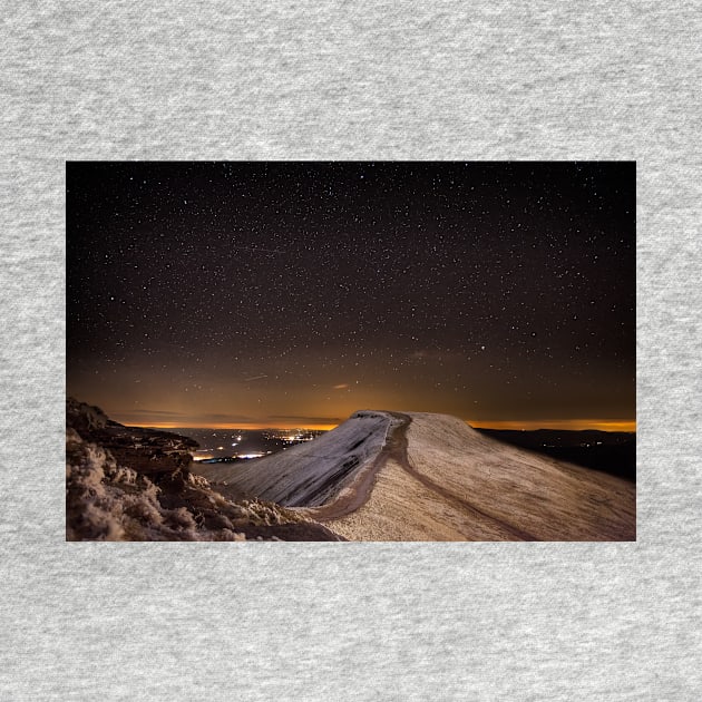 Pen y Fan at night in the Brecon Beacons National Park by dasantillo